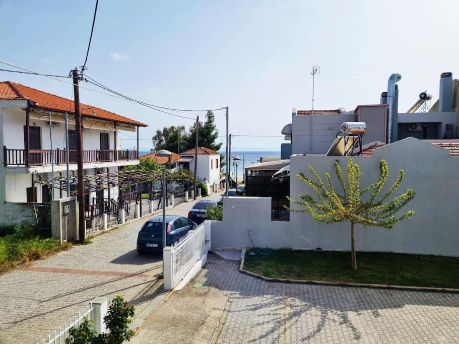 Our Home-Fully Renovated Apartments And Studios By The Sea Nikiti  Bagian luar foto