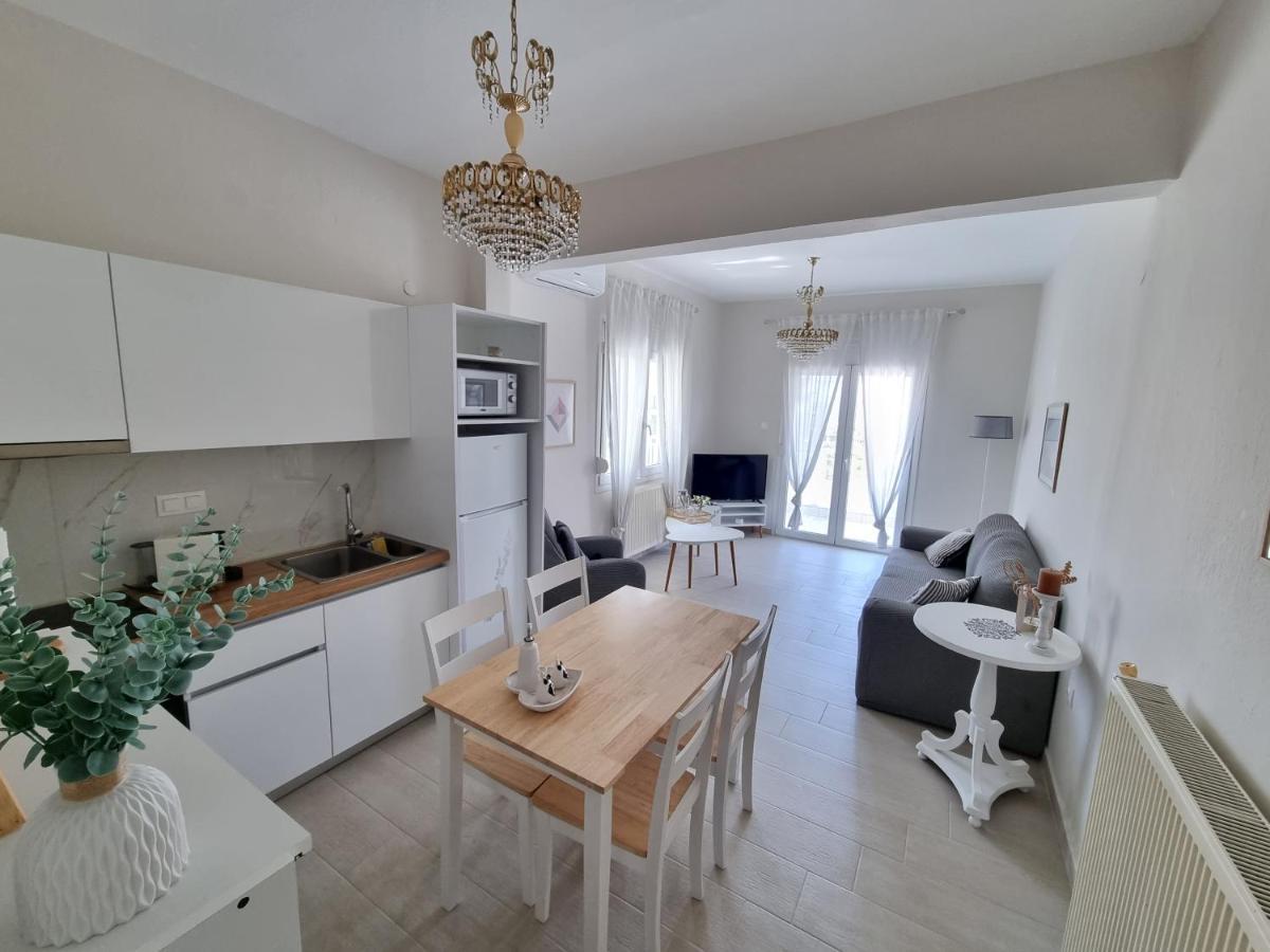 Our Home-Fully Renovated Apartments And Studios By The Sea Nikiti  Bagian luar foto