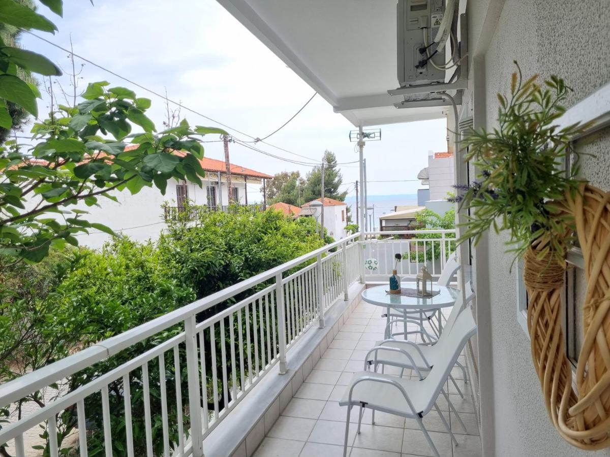 Our Home-Fully Renovated Apartments And Studios By The Sea Nikiti  Bagian luar foto