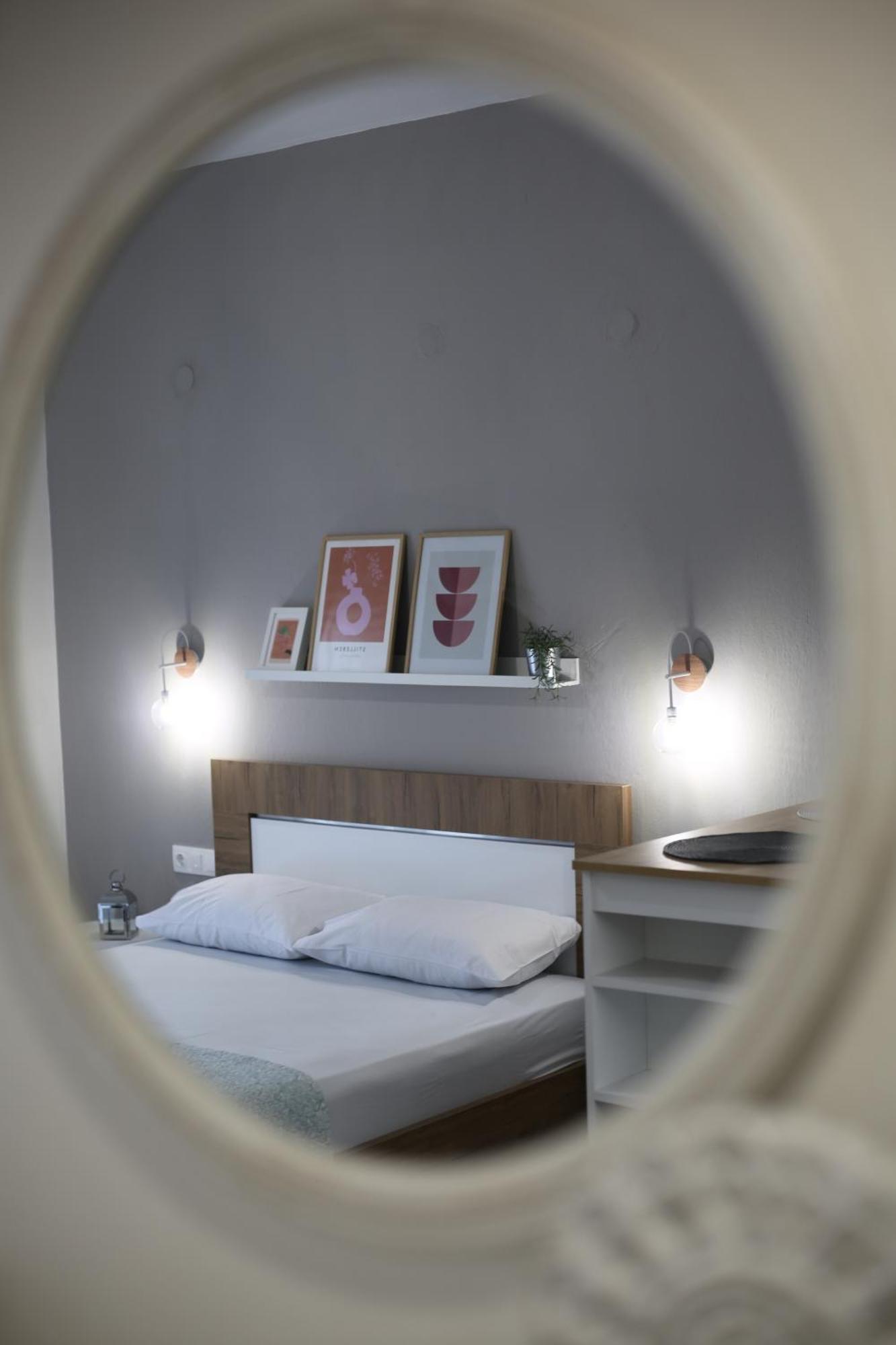 Our Home-Fully Renovated Apartments And Studios By The Sea Nikiti  Bagian luar foto