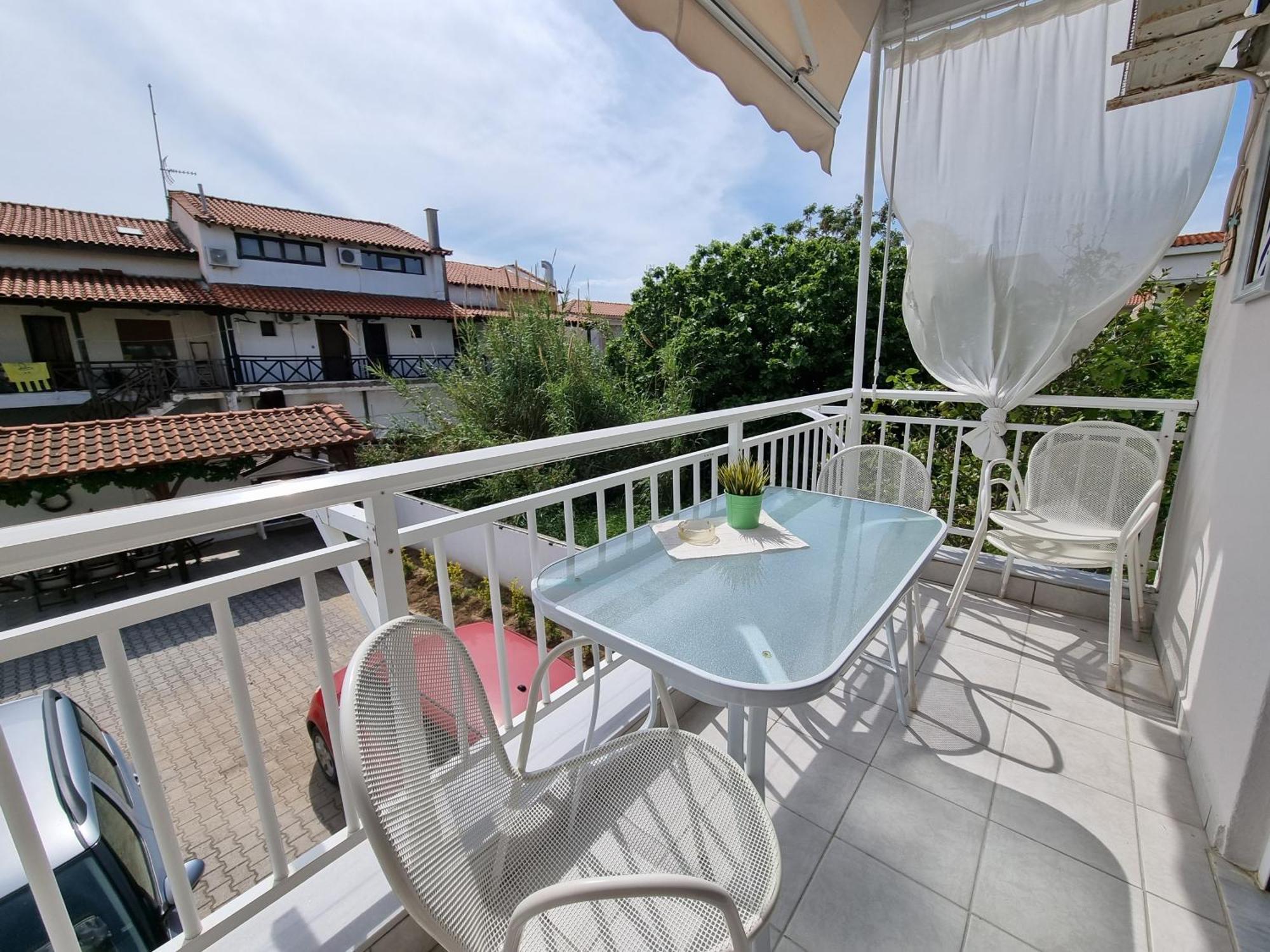 Our Home-Fully Renovated Apartments And Studios By The Sea Nikiti  Bagian luar foto